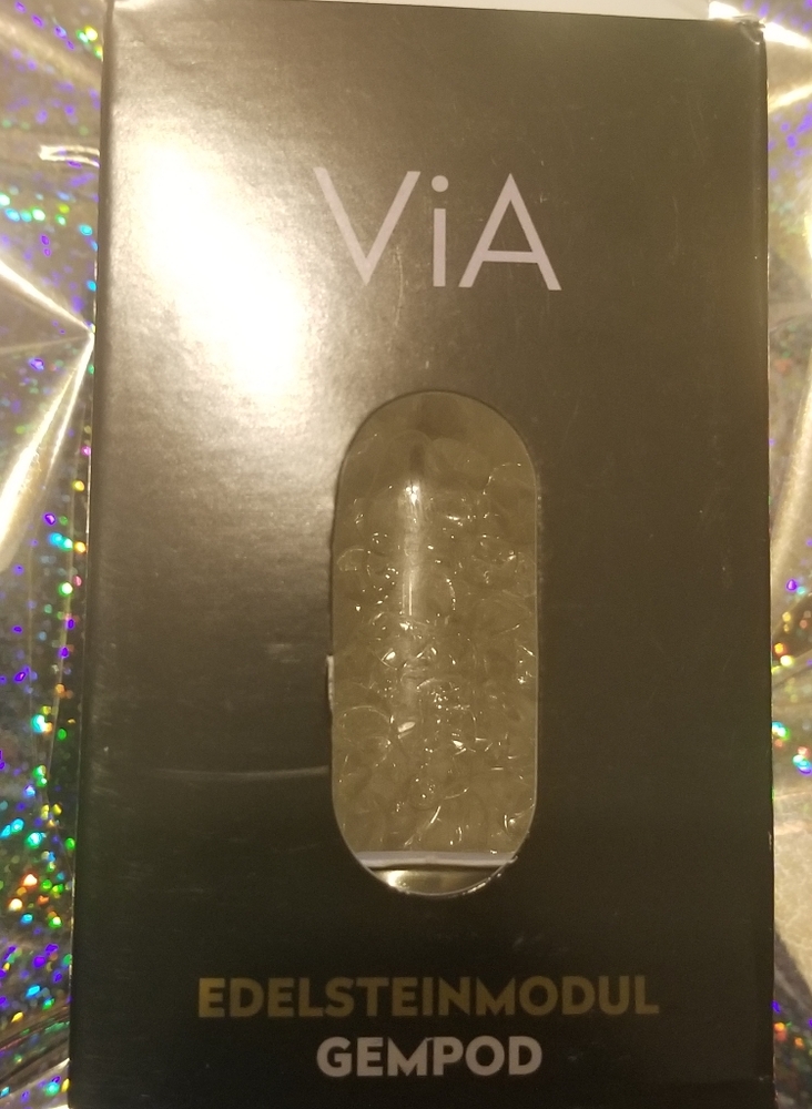 Diamonds Vitajuwel Gem-Water Bottle - Picture 9 of 11